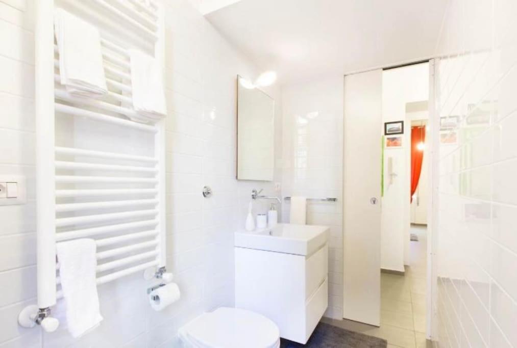 Postcard From Rome ⭑⭑⭑⭑⭑ Metro B Apartment Exterior photo